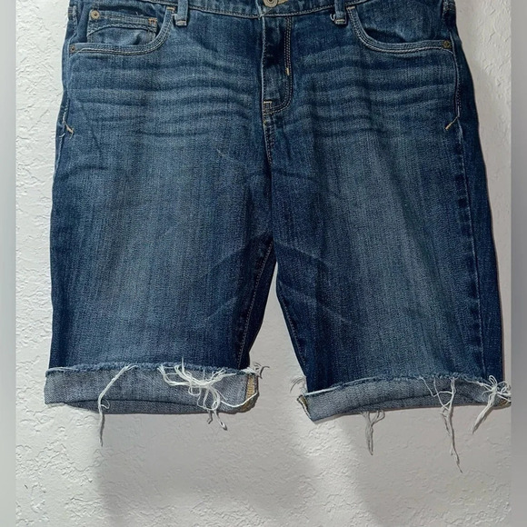 Women's Abercrombie & Fitch Cutoff Shorts - Picture 6 of 9